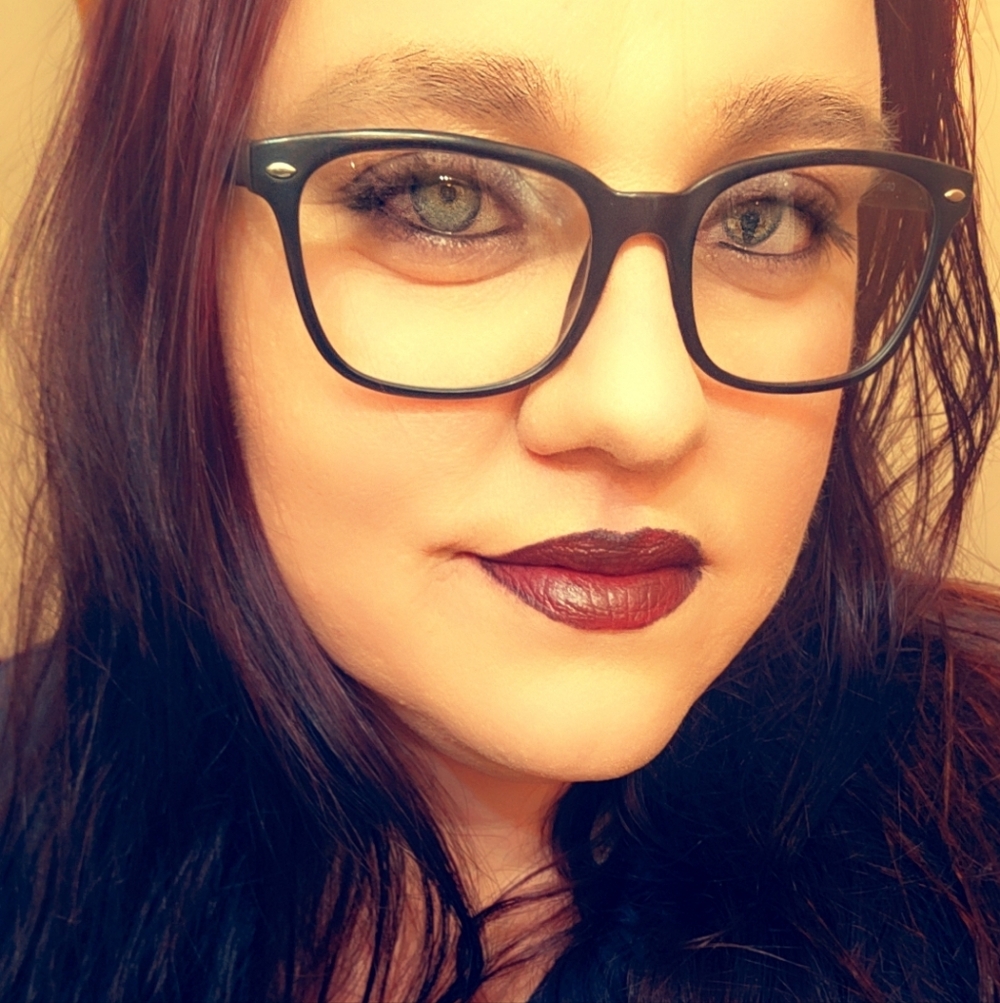 Meet your Posher, Angie